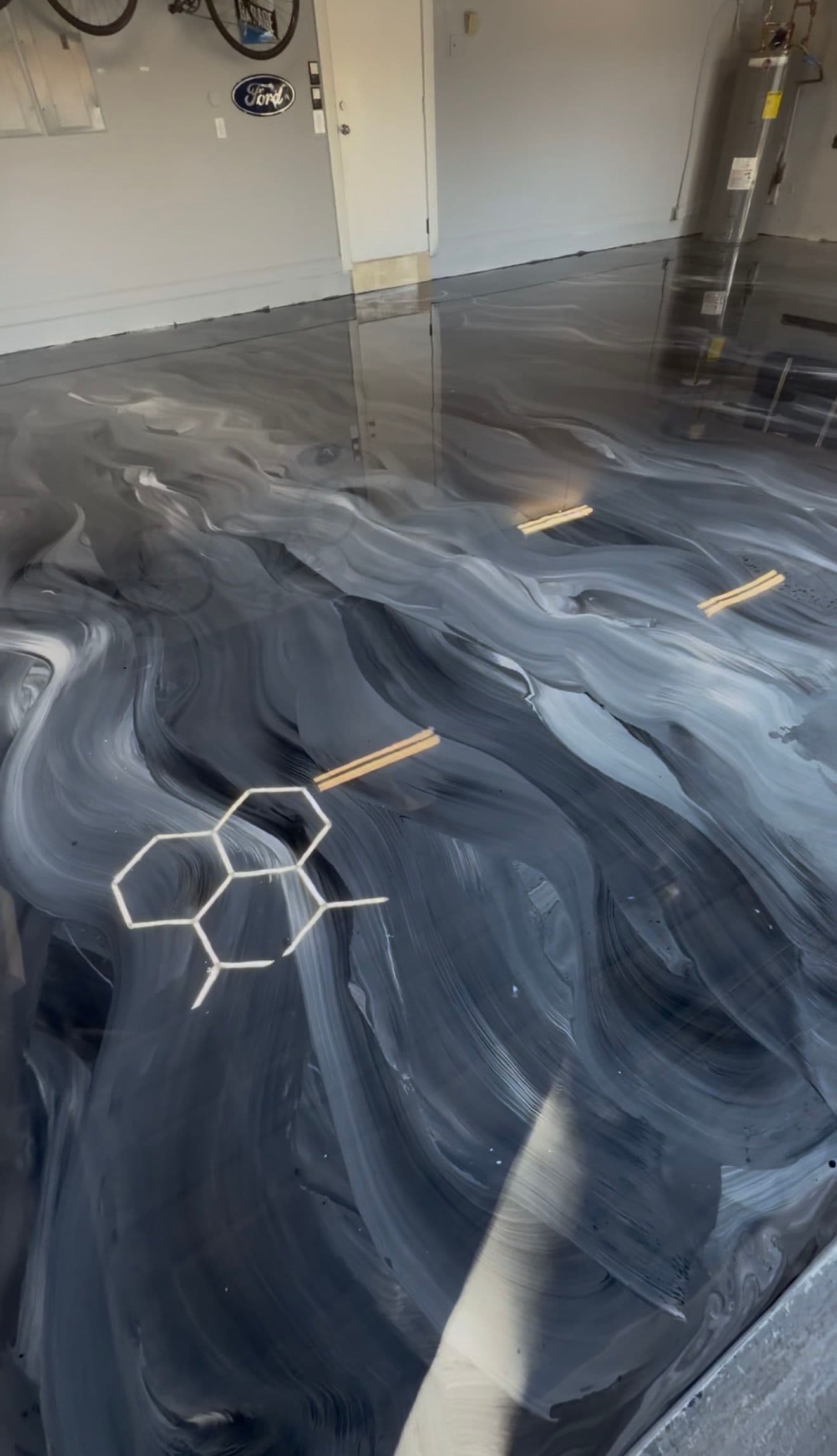 Gallery photos for Elegant Metallic Epoxy Garage Transformation in Weston: Image #3