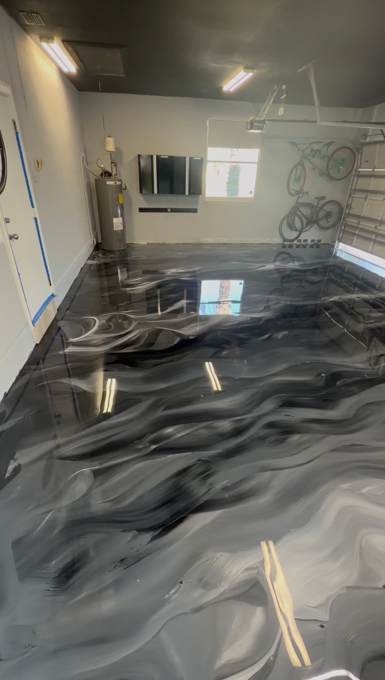 Gallery photos for Elegant Metallic Epoxy Garage Transformation in Weston: Image #1