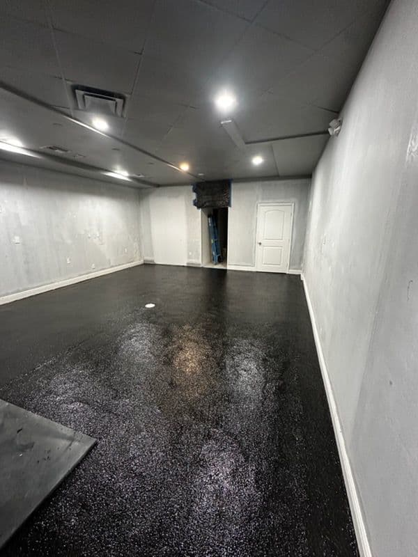 Gallery photos for FlowIV and Wellness Parkland's New Epoxy Floors: Image #3